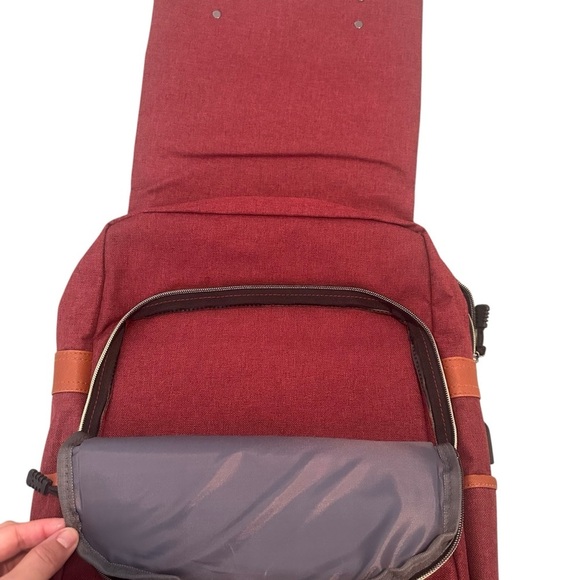 Ronyes Laptop Backpack Preowned Bag burgundy, brown Straps USB port. - Picture 5 of 7
